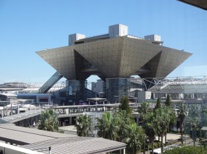 CDATA[9月18日から20日まで、東京ビッグサイトで国際福祉機器展(H.C.R.)が開催されています。
![国際福祉機器展が開催されている東京ビッグサイト