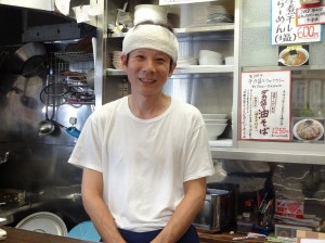 ご主人の小美濃正さんは日本福祉大学社会福祉学部第2部の卒業生です。